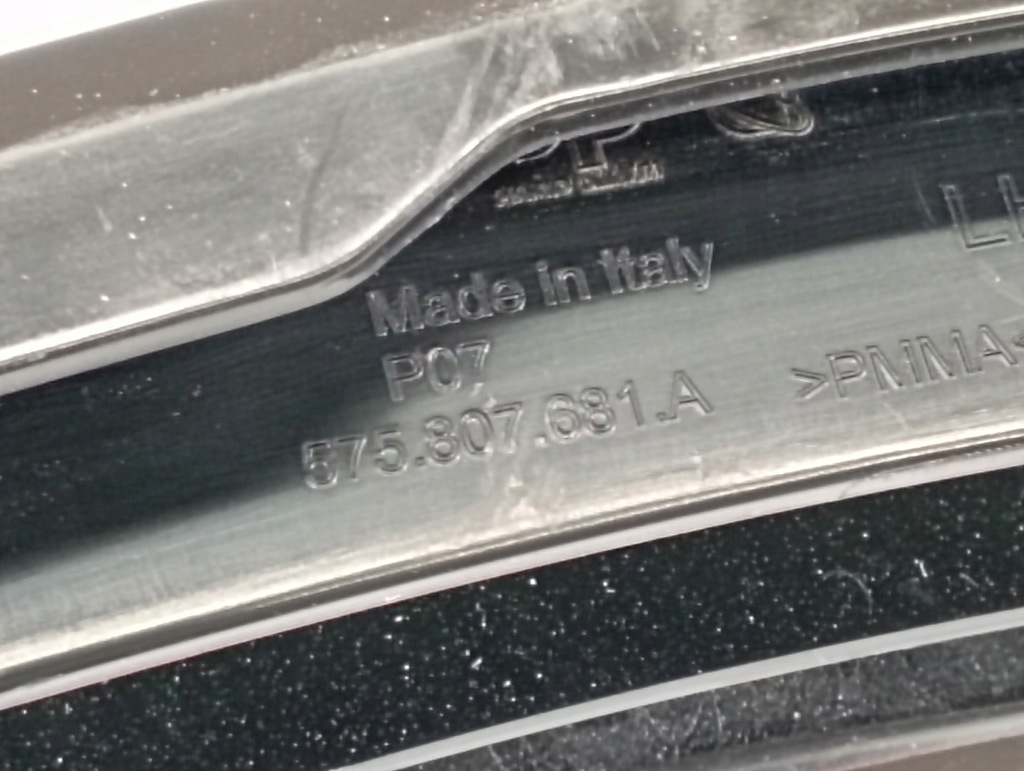 фото №5, Seat ateca 575807681a левая решётка