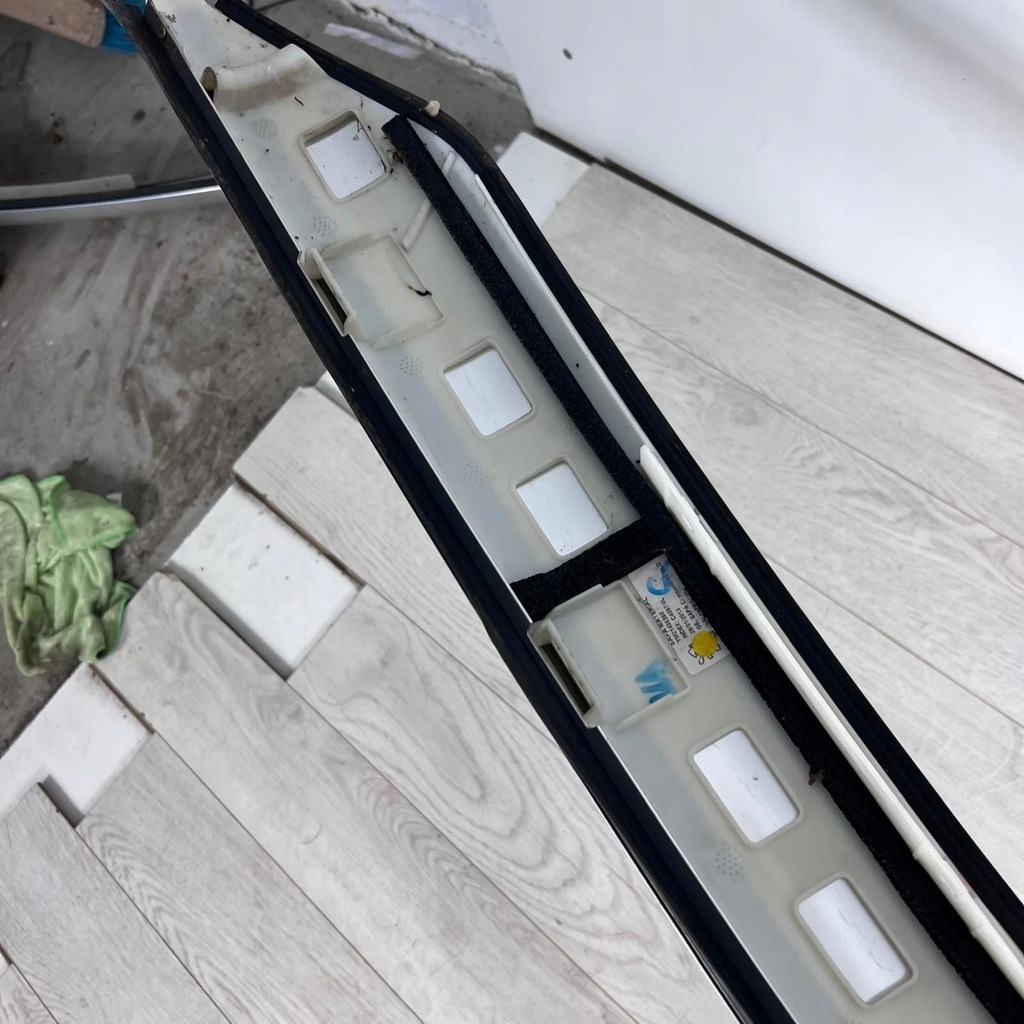 фото №13, Молдинг кровельная хром левая peugeot rcz lift polift оригинальный номер оригинал ym21405380