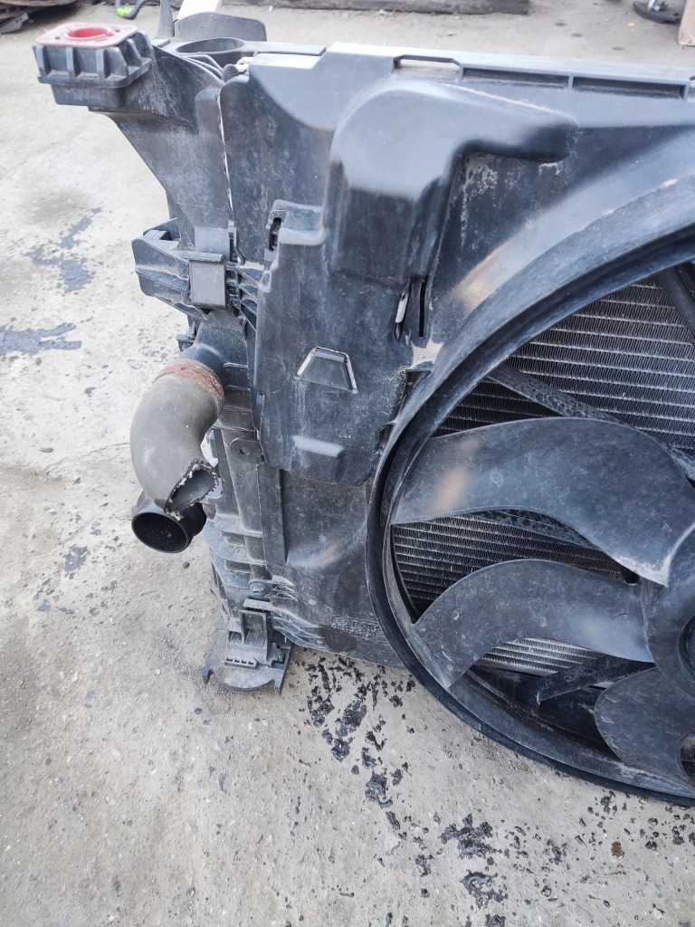 фото №9, Mercedes a klasa w176 2.2 cdi комплект радиатор вентилятор механическая коробка передач