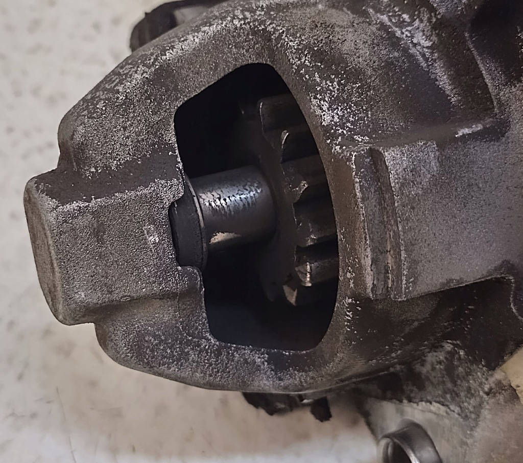 Nissan juke 1 1 f15 рестайлінг  14-19 1.2 dig-t стартер двигуна 23006867r Зі Шроту