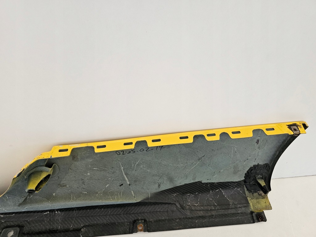 фото №8, Ferrari sf90 stradale f173 карбон молдинг порог правая