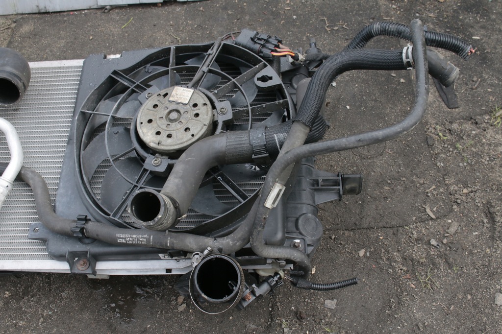 фото №5, Радіатор opel astra h 1.6 t