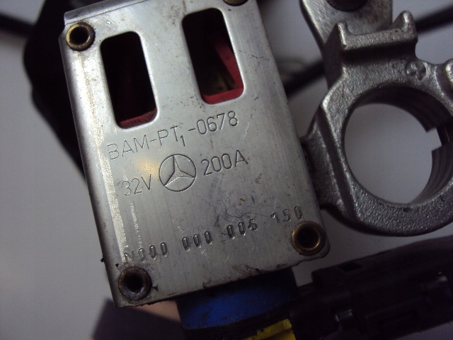 Клема pirotechnicza mercedes w212 lift 2.2 cdi в Україні