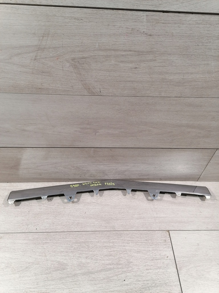 фото №1, Mercedes w212 amg молдинг хром перед a2128852674