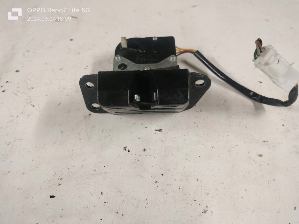 фото №3, Kia rio iii замок кришки задня 2011- hb