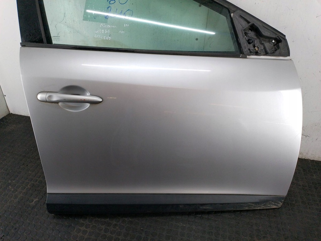 фото №2, Дверь перед правый renault megane iii ted69