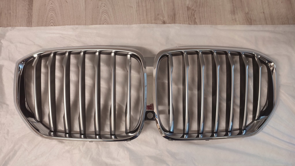 фото №1, Bmw оригінальний номер 7454887 решітка радіатора решітка радіатора решітки радіатора