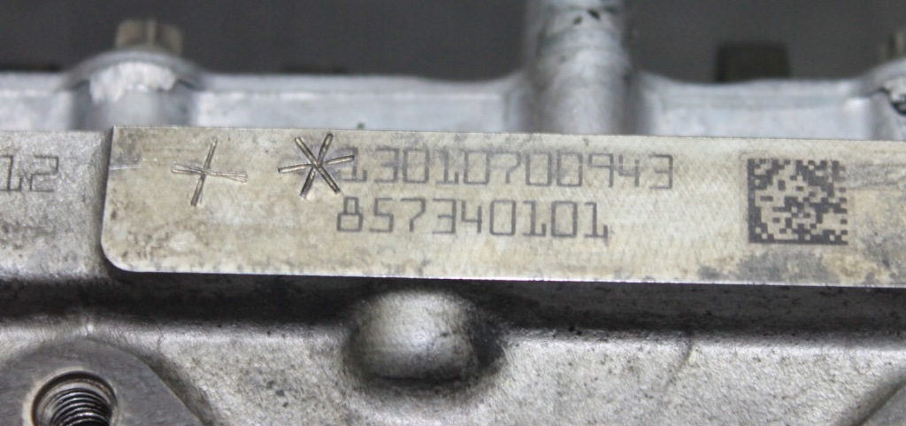 Bmw f10 f01 e70 e71 f15 n57d30c 3.0d 381km головка вали комплектна 8573401 Доставка