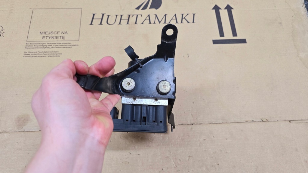 Fiesta mk6 v 2.0 16v st 150 05-08 год насос abs esp stabilizacja дороги движение в Украине