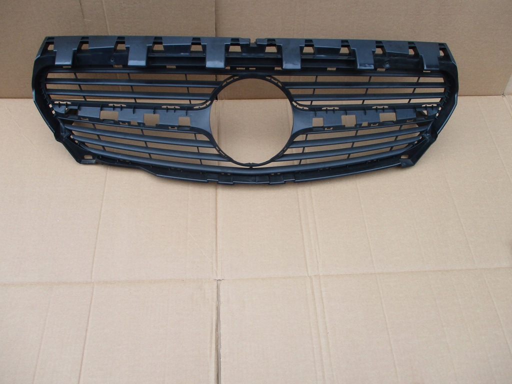 фото №1, Решітка радіатора решітка радіатора бампера mercedes cla w117 c117 a1178