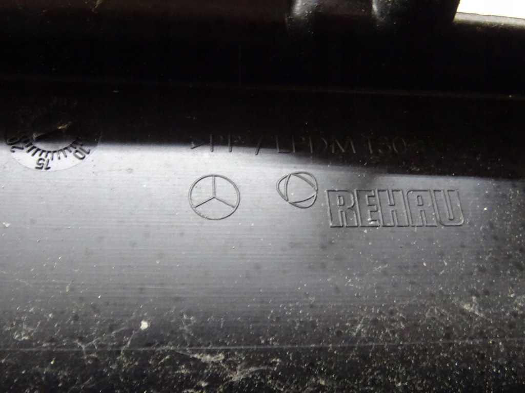 фото №11, Mercedes glc w253 молдинг порог левая a2536980300