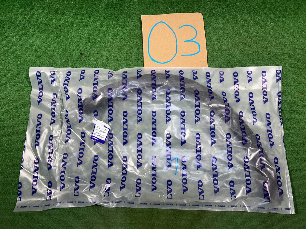 фото №12, Volvo xc40 молдинг na крыло левый задняя задняя левая 31448328