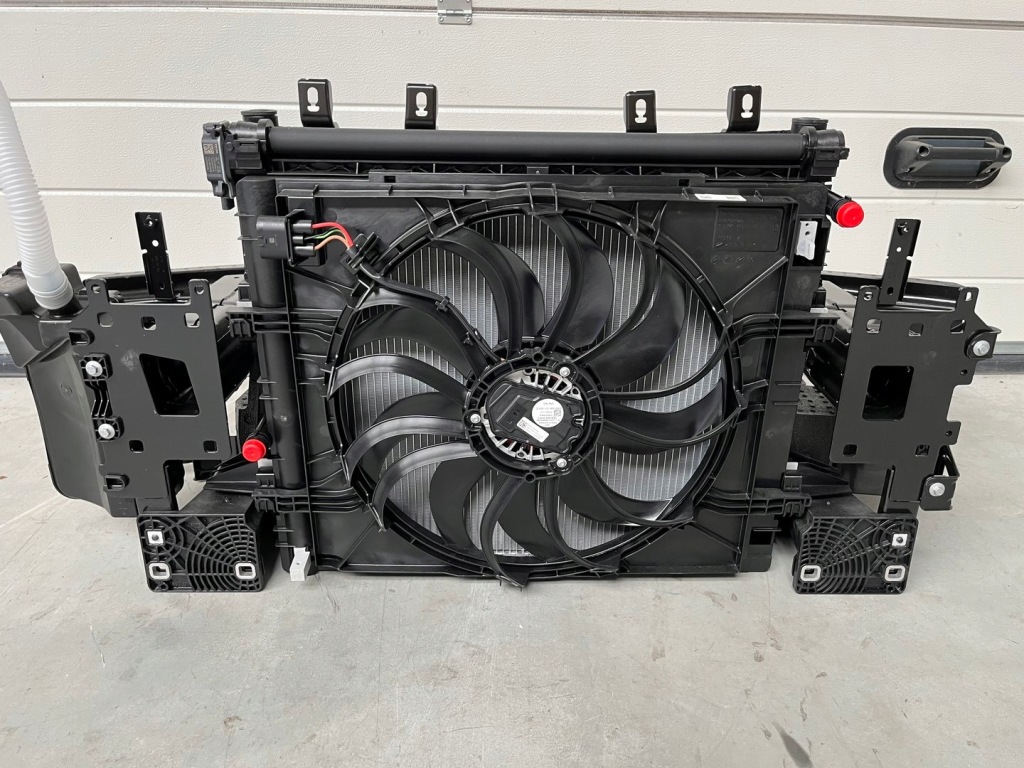 фото №9, Vw id4 id.4 pas передний усилитель радиатор 1ea955448b 1ea955455c