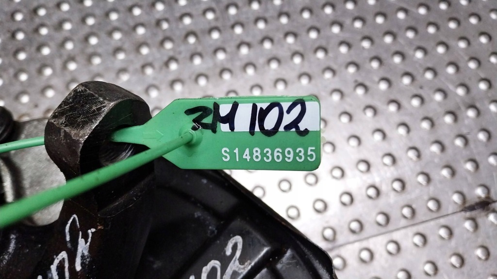 фото №7, Поворотний кулак ступиця супорт лівий перед 20900 mercedes w203 w209 slk r171