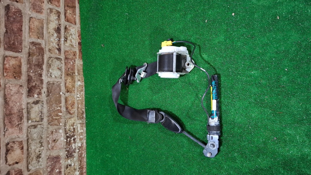 Купить Ремень безопасности натяжитель левый перед 34056417d bampt11177 opel meriva b