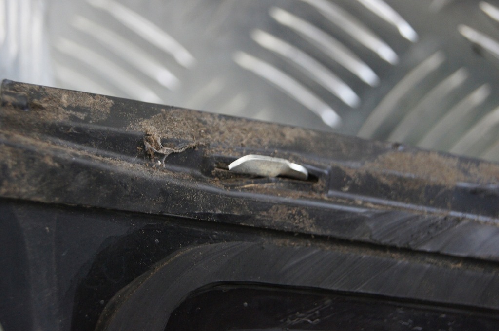 фото №6, Maserati levante стекло кузовная правая