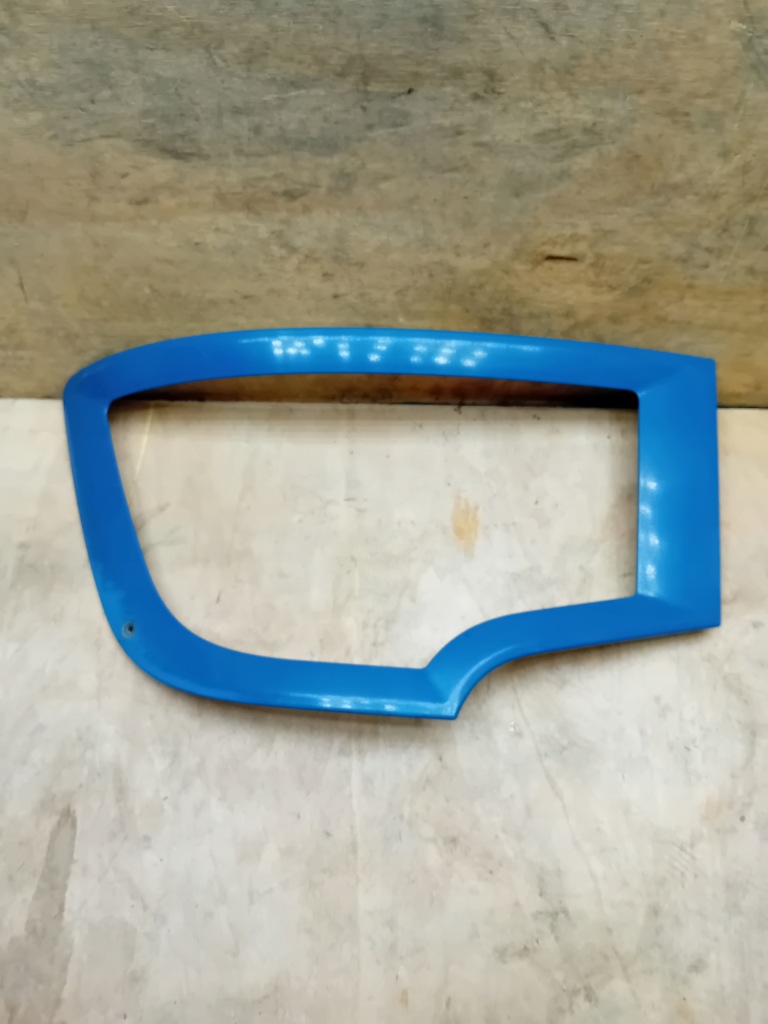 Купить Mercedes arocs antos рамка лампы правая правый перед a9608260059