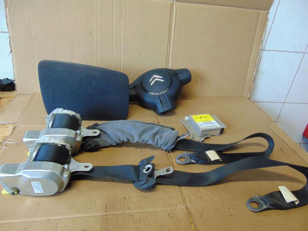 фото №1, Заглушка подушки безпеки ремені подушка безпеки подушка пасажира citroen c1 i 2005r- europa