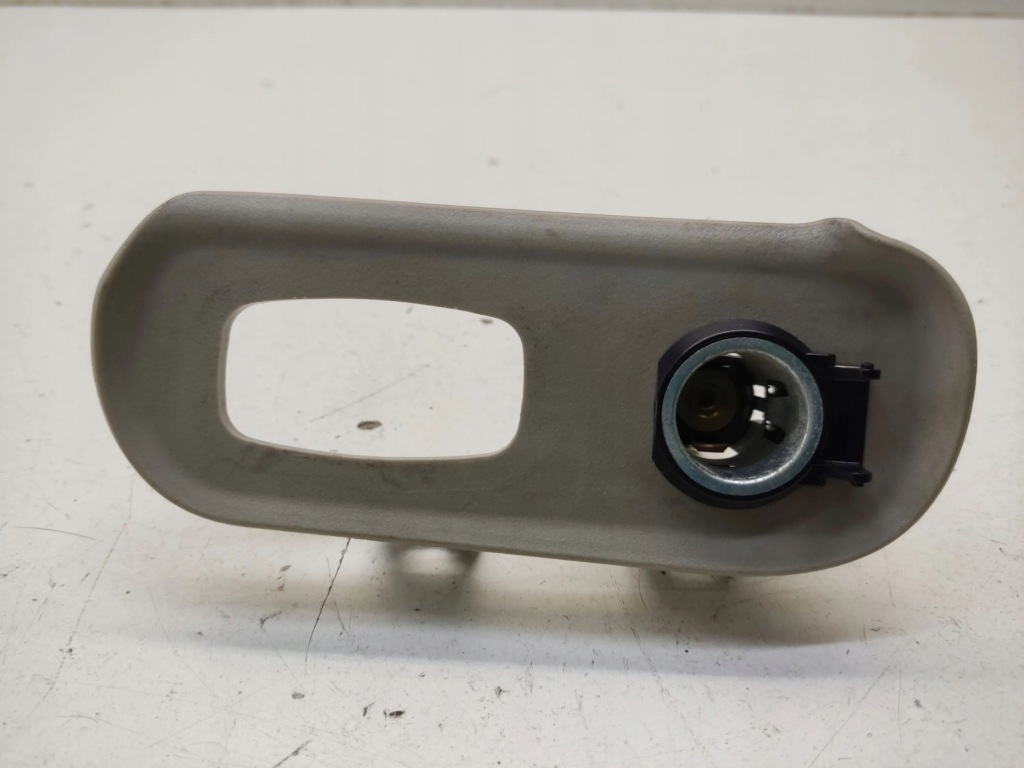 Купить Разъём 12v задний  задний  mercedes-benz r w251 a1638200051