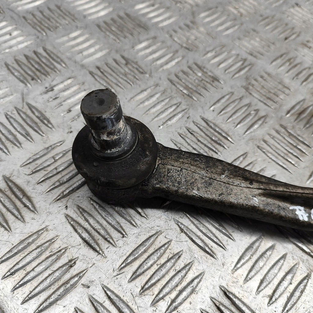 фото №6, Audi e-tron 2020 перед сторона правая верхний рычаг передний