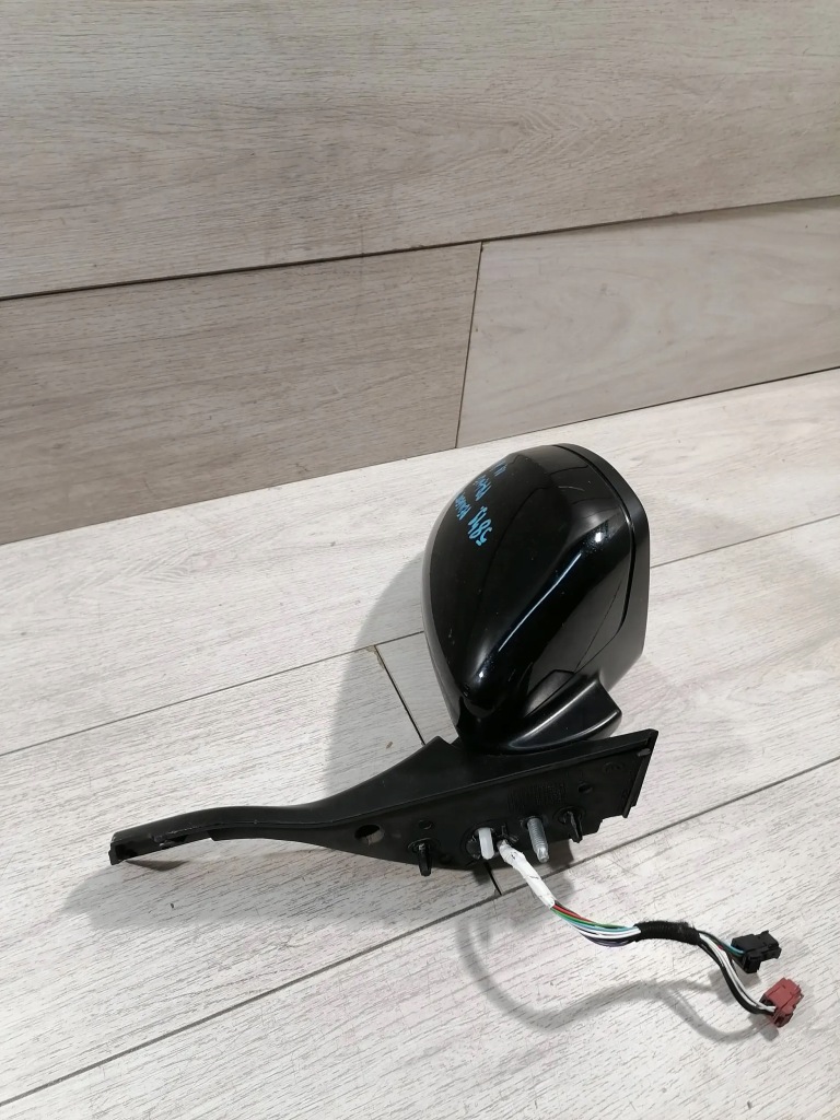 фото №7, Peugeot 208 зеркало правое 11pin 232673078