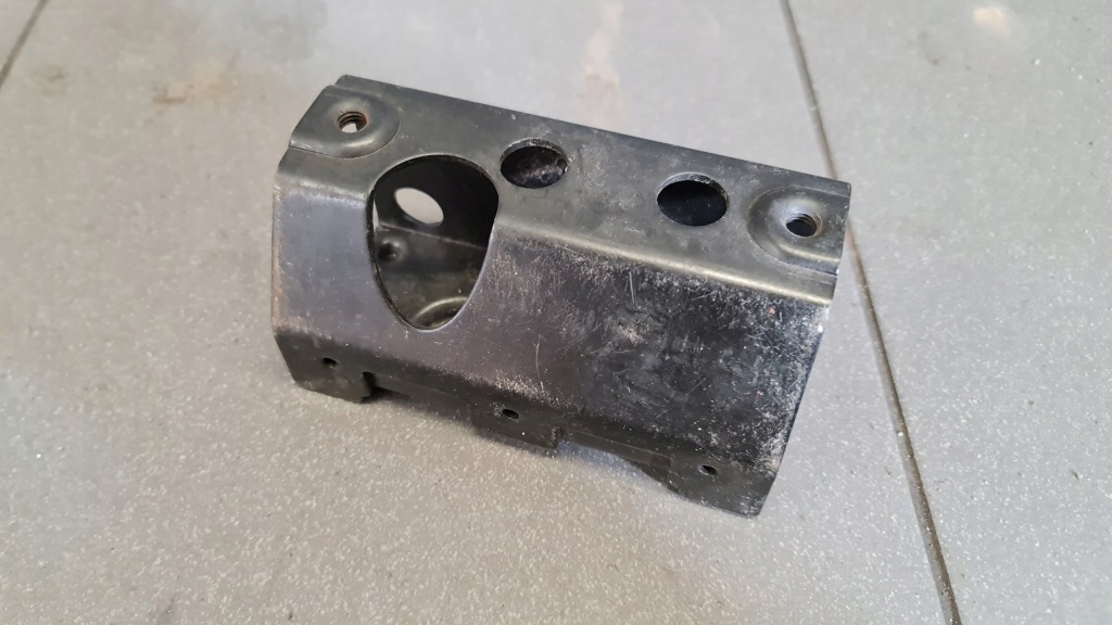 Купити Кронштейн підлога багажника a6 c6 avant 4f9863253b