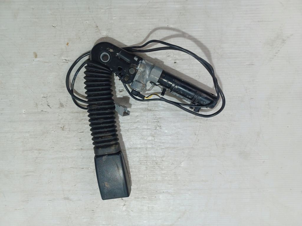 Купить Клипса поперечина безопасности натяжитель правая  перед mini cooper r56 610183700