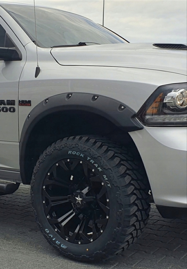 фото №6, Dodge ram 1500 2011- молдинг накладки розширювачі крила з otworam текстура