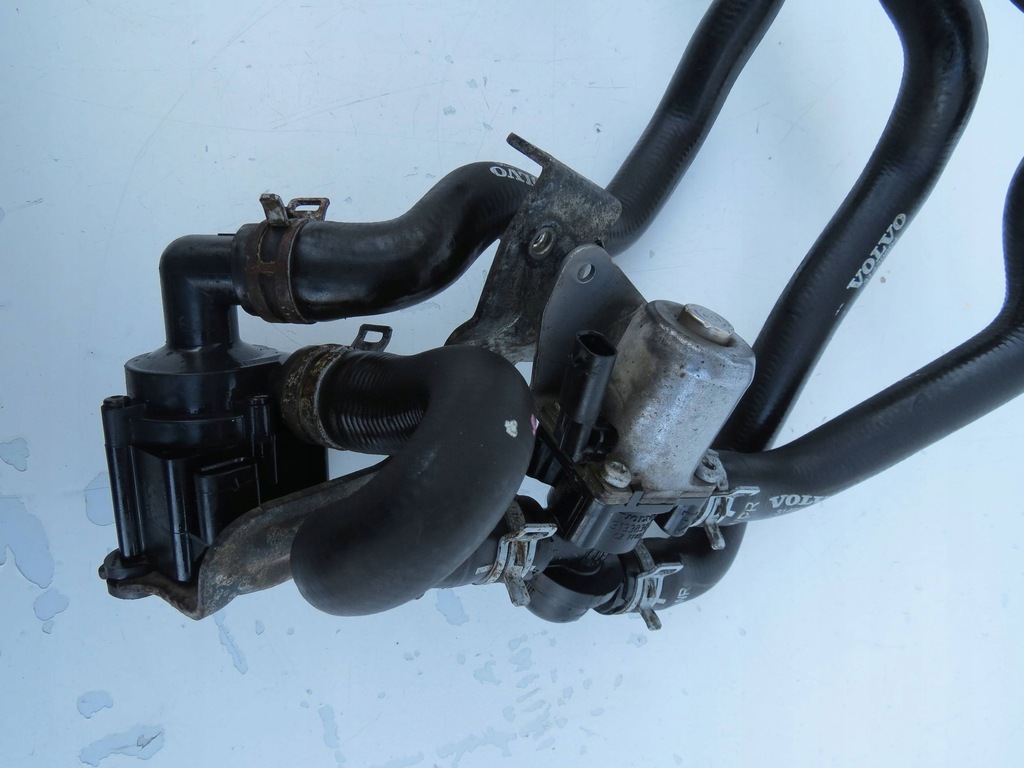 фото №12, Насос wody+ комплект трубопровід volvo s90 2.0 v90 xc90 xc60 31368143