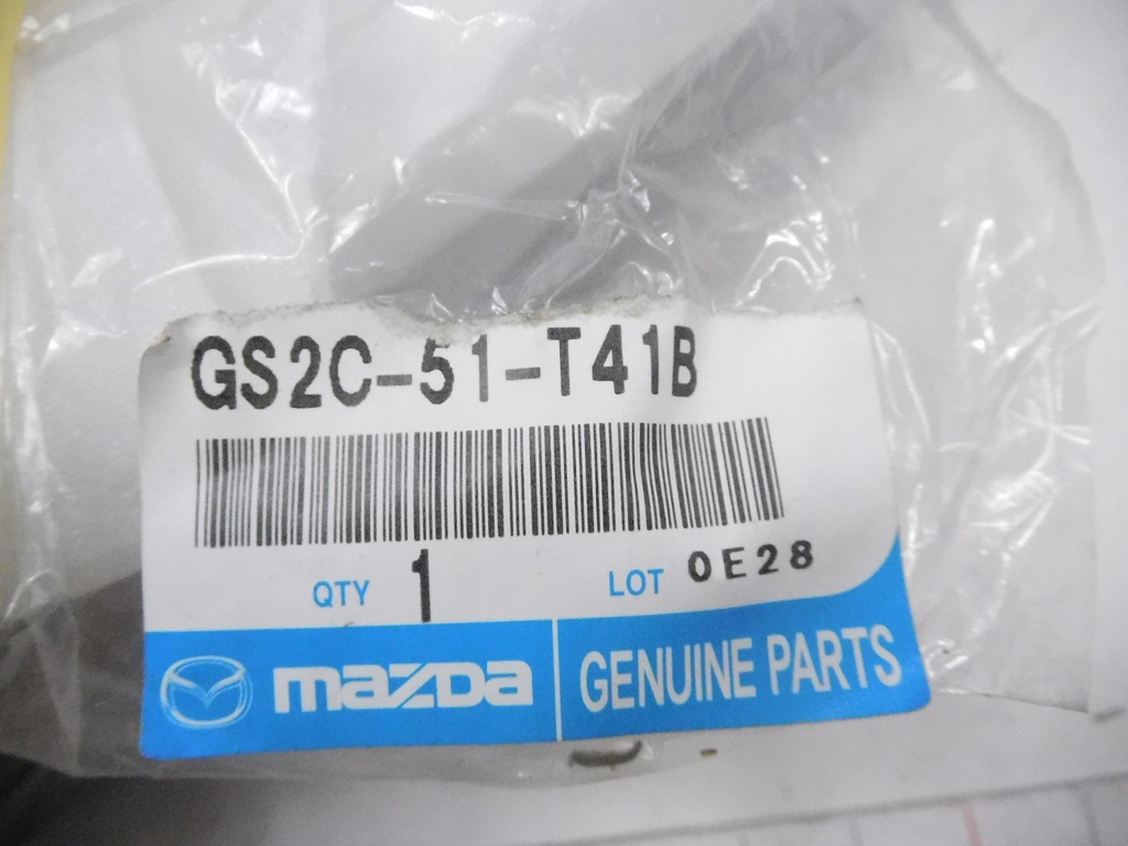 фото №8, Заглушка рейлинг левый перед mazda 6 ii gh lift kombi gs2c-51-t41b