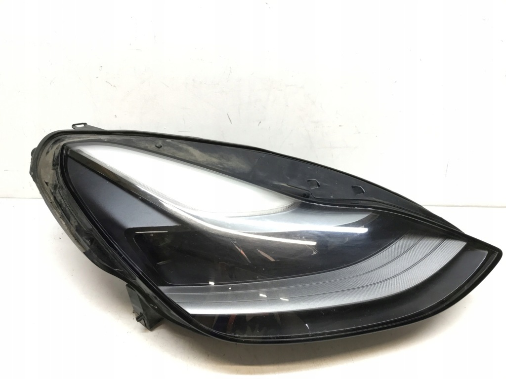 Купити Tesla 3 рестайлінг  правий фара full led 1514953-00-d