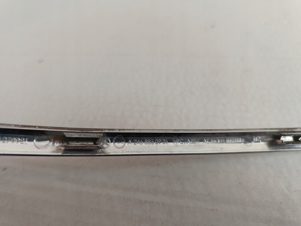 фото №8, Хром бампера задняя левый a2468850921 mercedes w246
