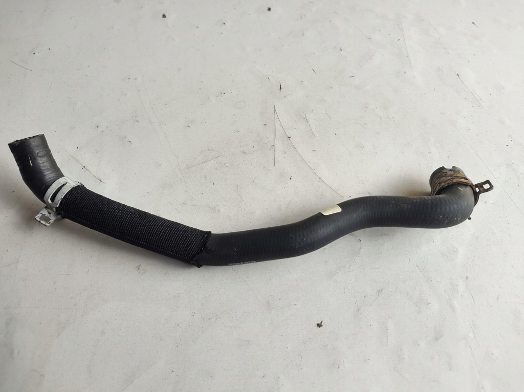 фото №1, Volvo v40 14r - труба шланг wąż wody 31474986