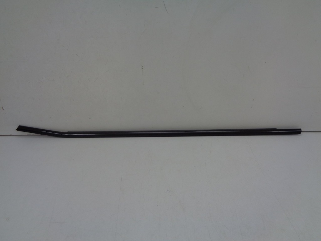 фото №1, Bmw x6 e71 молдинг уплотнитель дверь левый перед