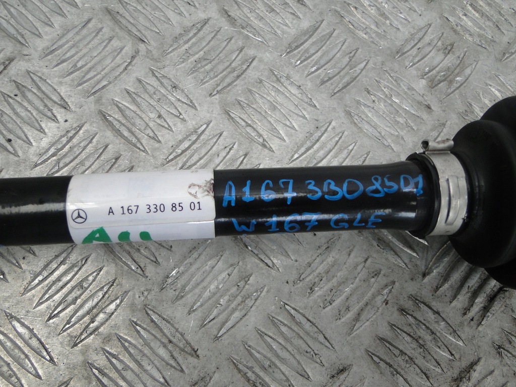 Привідний вал перед ліва короткий mercedes gle amg w167 a1673308501 в Україні