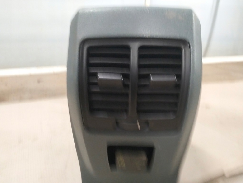 фото №10, Підлокітник тунель середній ford grand cmax mk2 am51-r044h60