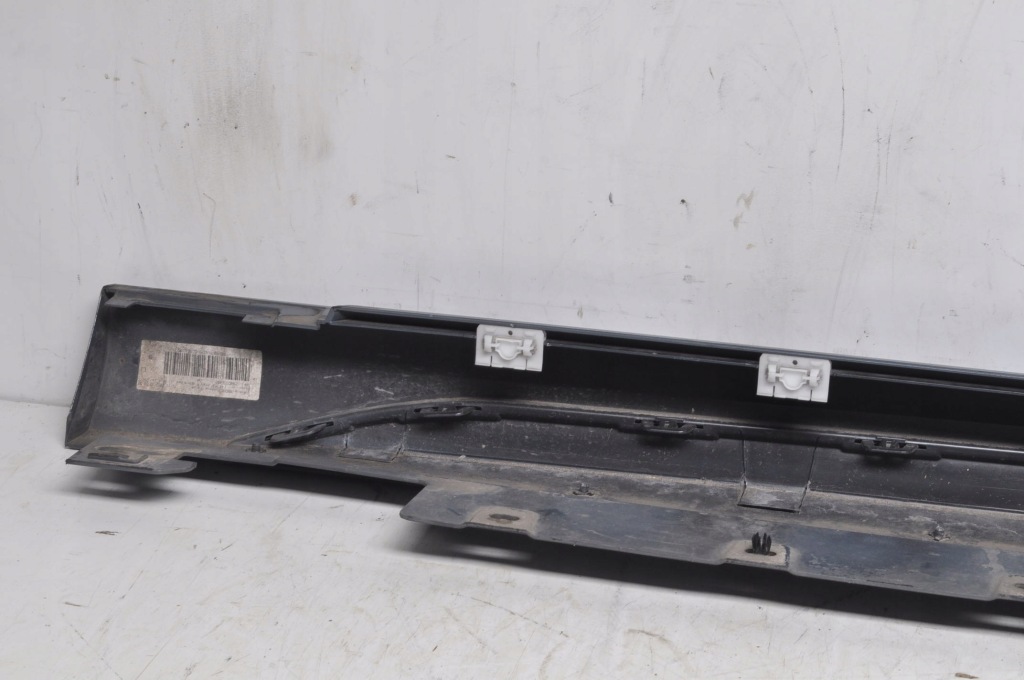 Bmw f44 gran купе накладка поріг права m-pakiet 8075466 Оригінал