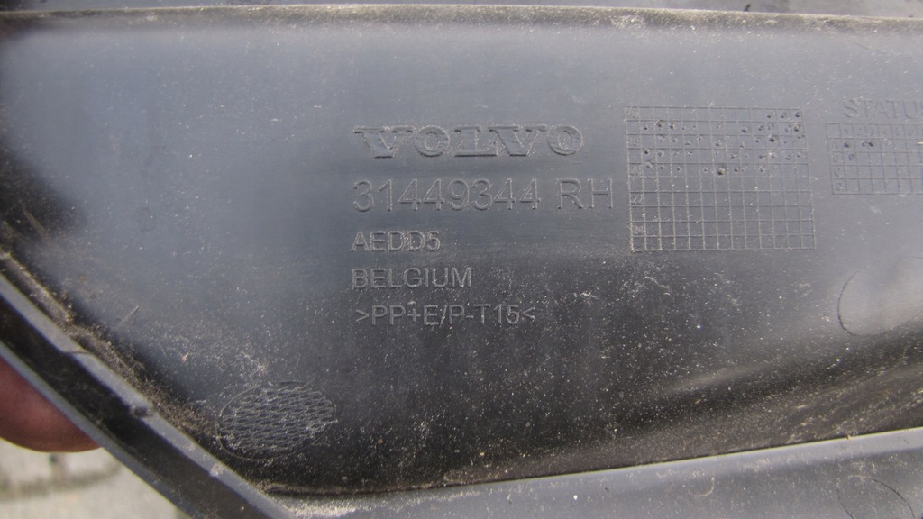 фото №3, Решітка радіатора кронштейн протитуманної фари протитуманна фара volvo c40 xc40 r design