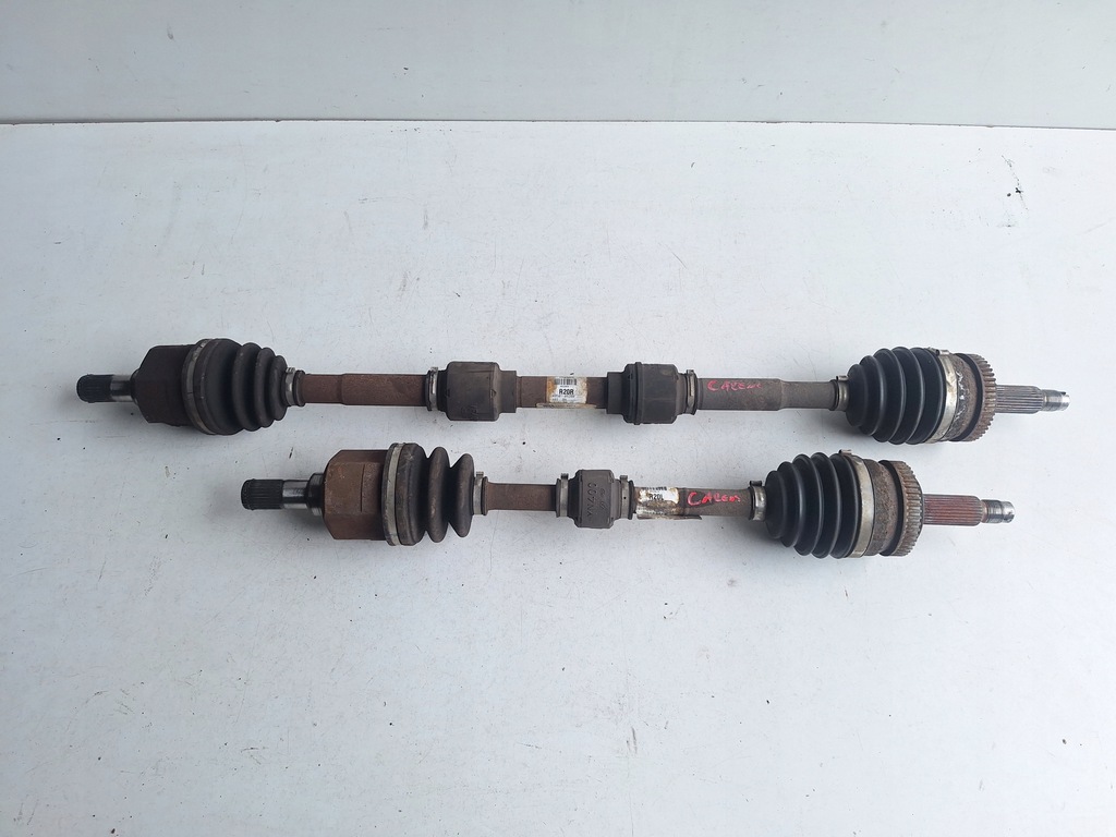 фото №1, Kia carens iv 12-16 приводной вал левая crdi 49500-a4200