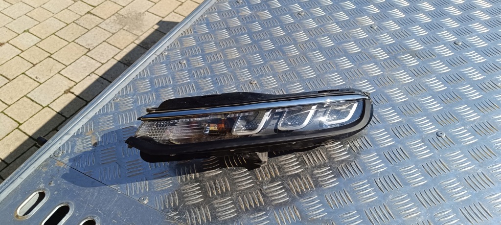 Купить Citroen c3 3 фара перед левая led drl 16-20 9823313080