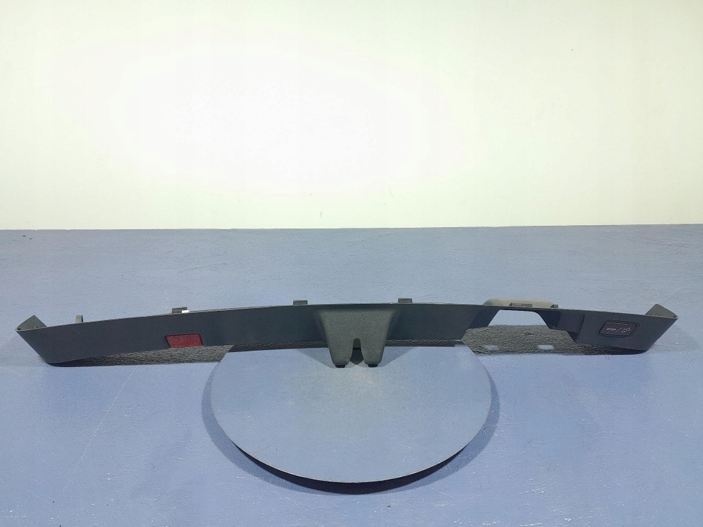 Купити Mercedes gla w156 lift молдинг захист кришки багажника a1567400272