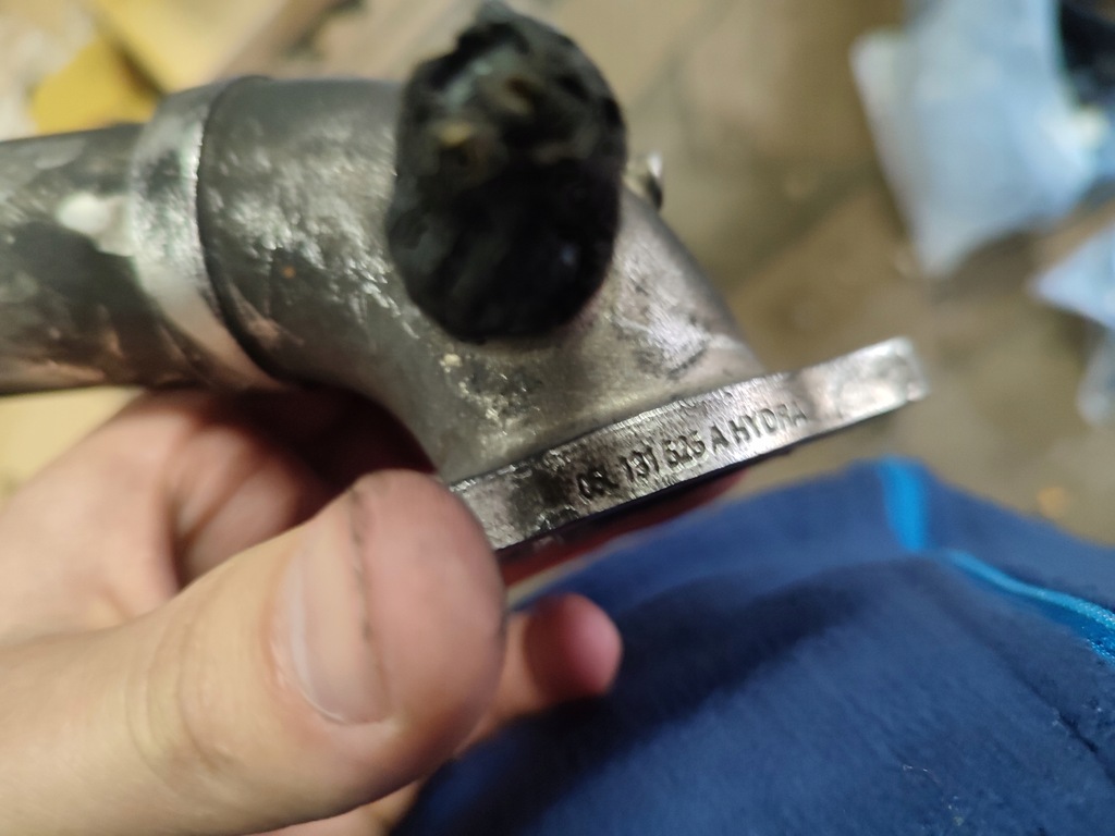 фото №6, Труба шланг пального audi a6 c8 2.0 tdi 05l131525a