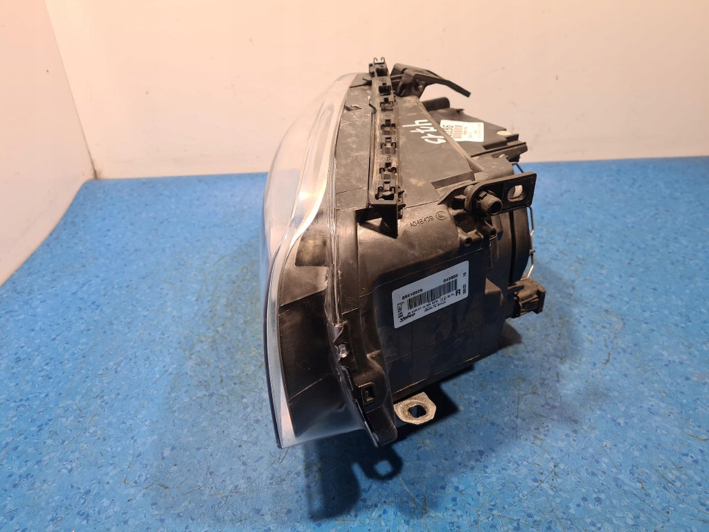 Bmw 118 e87 фара правий Недорого