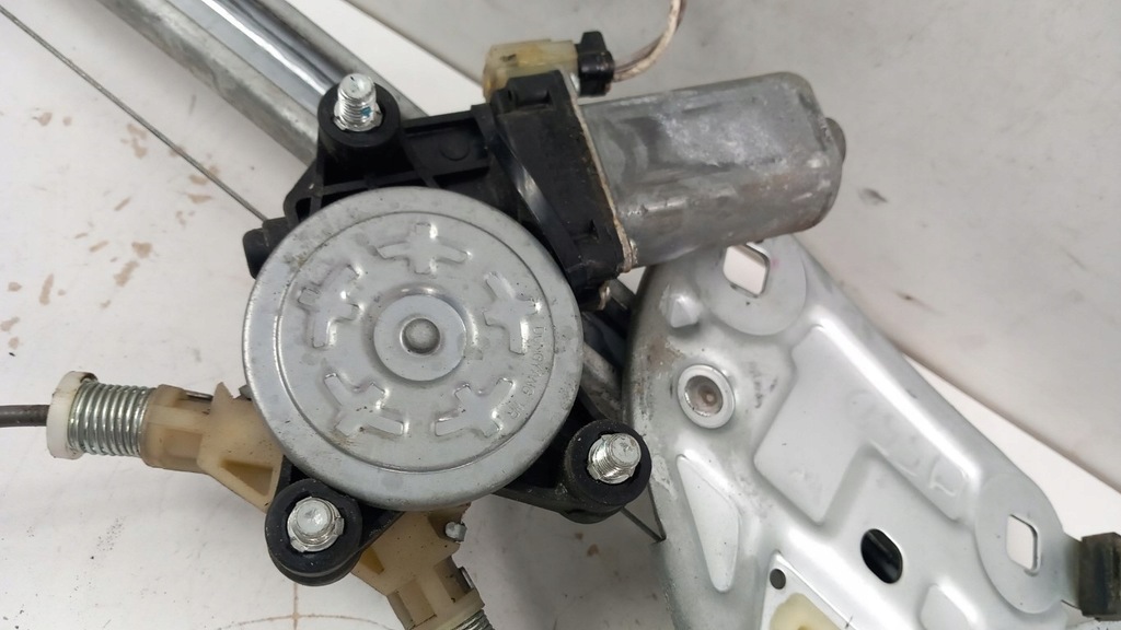 фото №8, Hyundai coupe tiburon механізм моторчик скло перед лівий