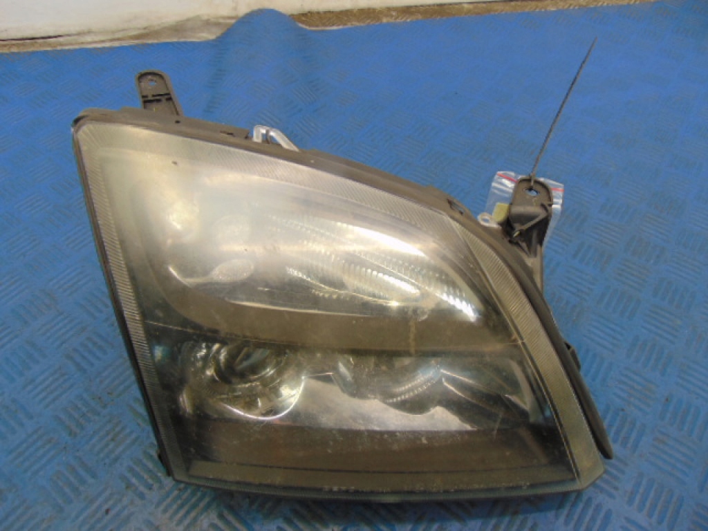 фото №1, Opel vectra c sedan фара правий 084421129r-h