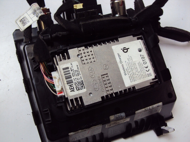 фото №6, Зарядное устройство индукционная hyundai ioniq 2017-