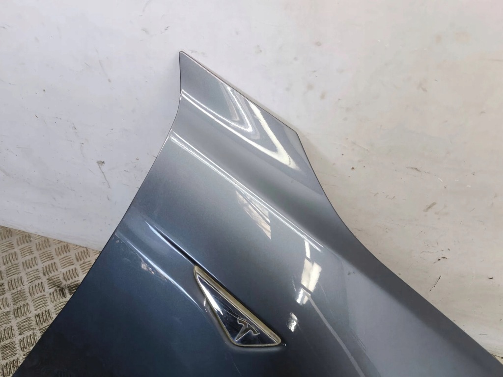 Tesla model s 2014 права сторона крила передній Київ