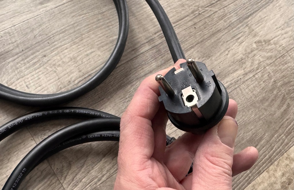 фото №6, Skoda elroq enyaq електрик комплектна зарядний пристрій мережева + трифазна мережа 11kw org.