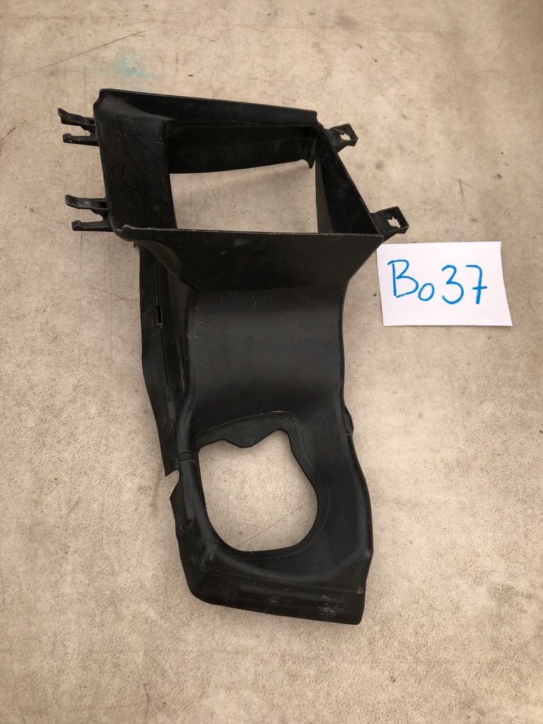 фото №1, Воздухозаборник впуск воздуха audi 8t0121674a