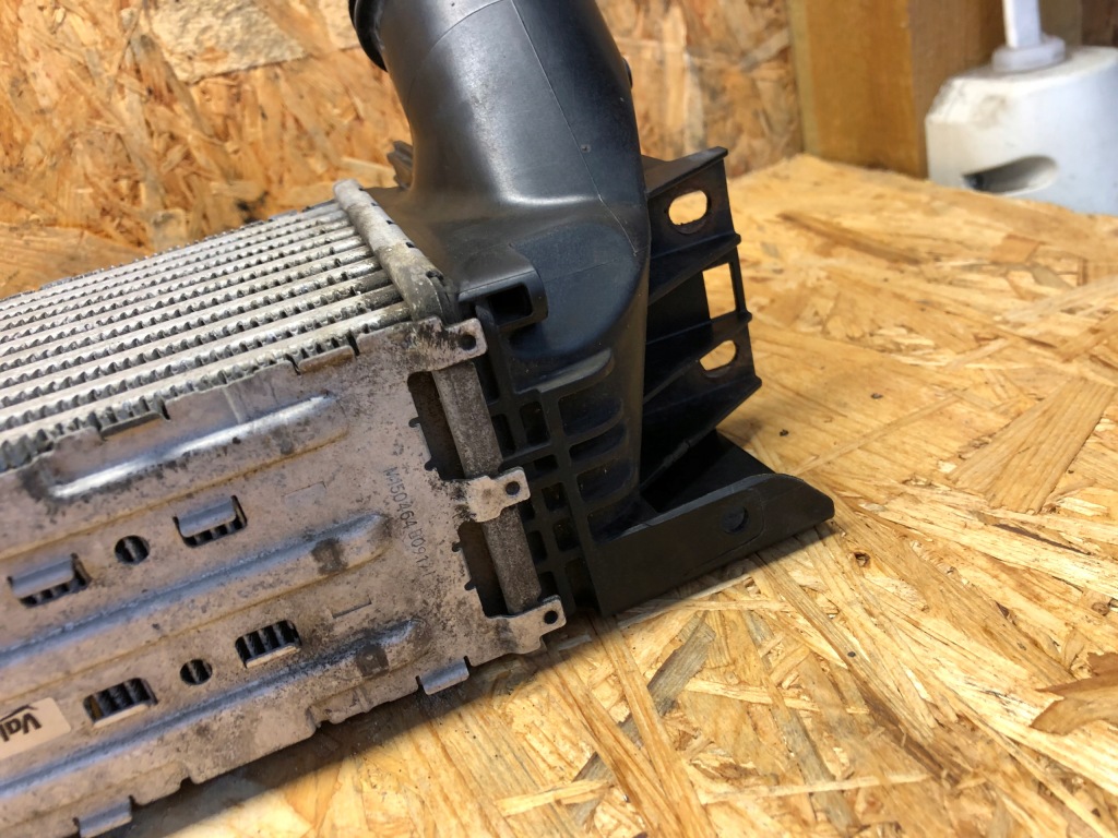 фото №8, Bmw x3 x4 f25 f26 радіатор повітря інтеркулер 7823570 оригінал